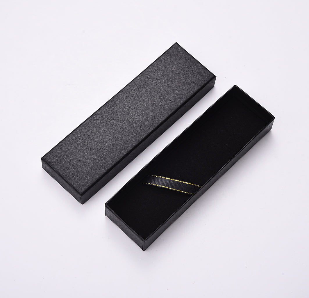 Premium fountain pen packaging box with velvet interior lining