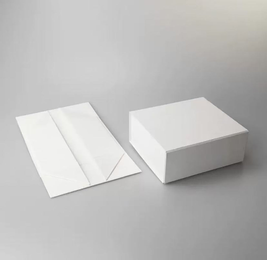 Custom foldable boxes with window cutout displaying product inside packaging