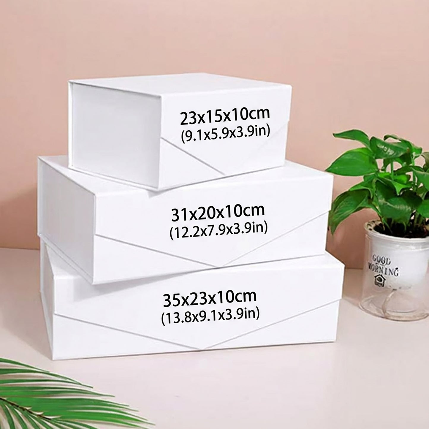 Magnetic closure folding box for secure and elegant packaging
